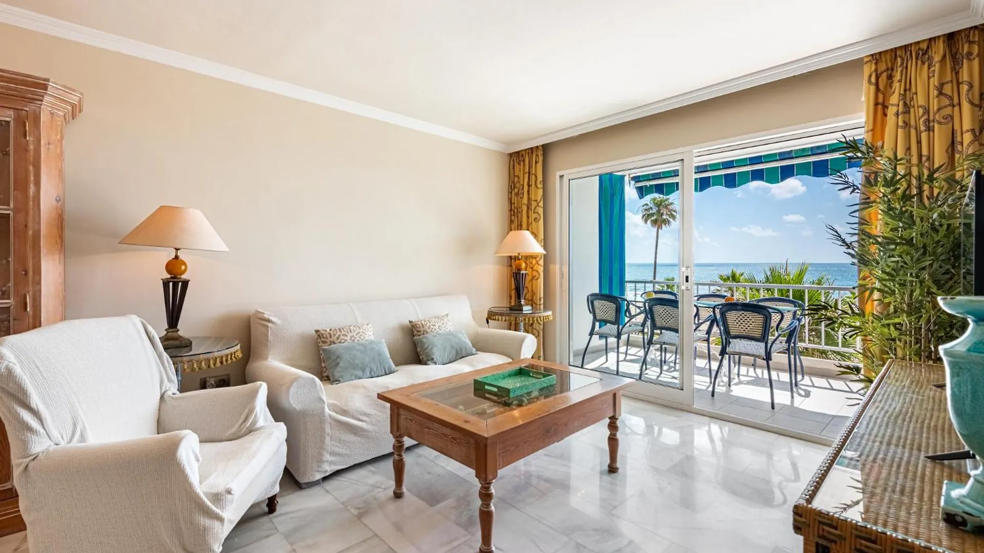 Fuengirola Beach Front Appartement